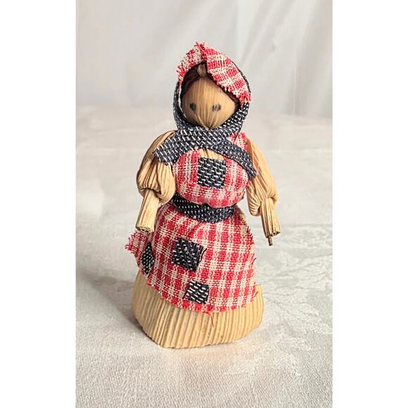 Lot of 7 Vintage Mini Corn Husk Dolls 3" Tall - Picture 2 of 8